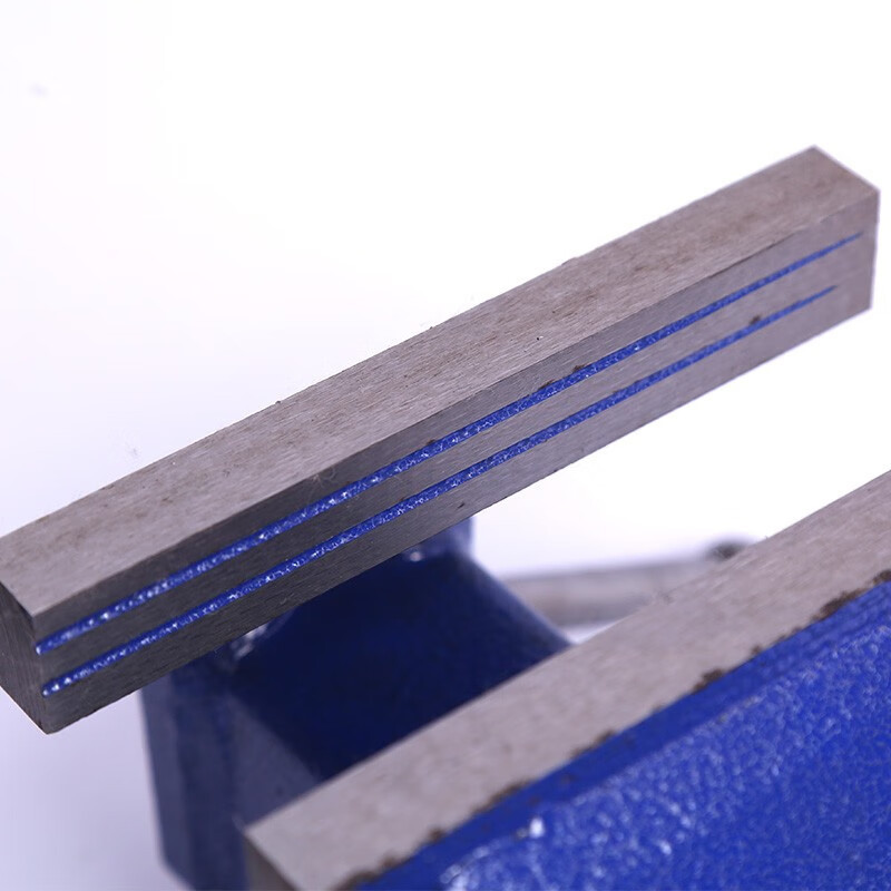 欧克(Ouke) 台虎钳 活动带砧 平口台钳(10英寸250mm OK-3622)高清大图