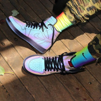 耐克 AIR Jordan 乔1 陈冠希联名白丝绸 倒钩 禁止转售 银河3M反光中帮潮流 男士篮球鞋