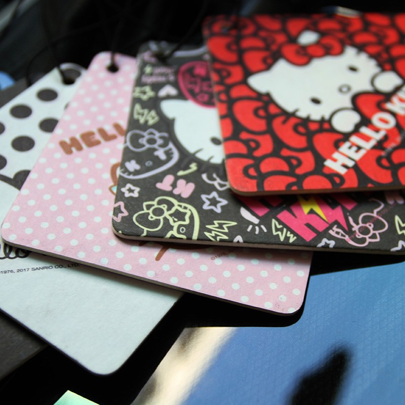 HelloKitty凯蒂猫汽车用品 车用香片挂式香水车载香水挂件车内香薰香膏汽车除异味车用香水草莓玫瑰薰衣草花果香调