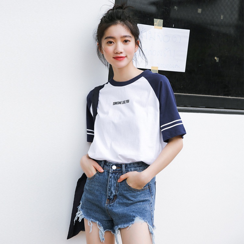 秋壳清爽夏日2022夏季新款小清新藏蓝色条纹插肩袖宽松字母t恤女参数