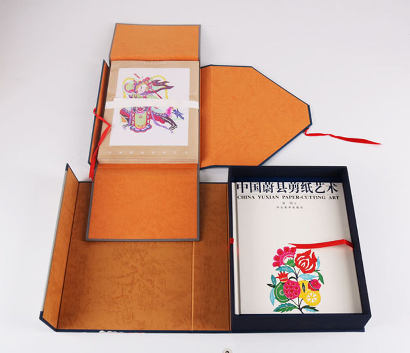 [醉染正版]正版 中国蔚县剪纸艺术 唐稳著 中国传统文化民间艺术手工剪纸技法鉴赏欣赏书籍 以窗花为基础从单色剪纸走向彩色高清大图