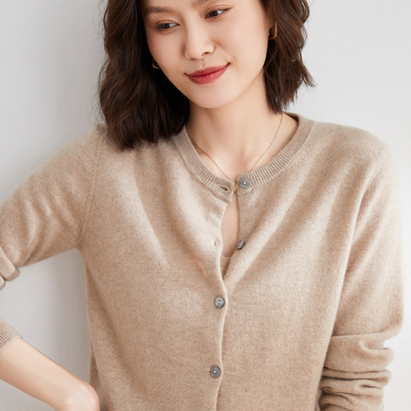 春秋新款圆领针织开衫女外搭长袖外穿针织衫毛衣纯色薄款外套女