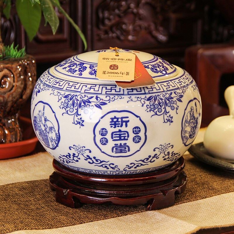 新宝堂qhcfz10010年青花瓷丰泽瓶100克