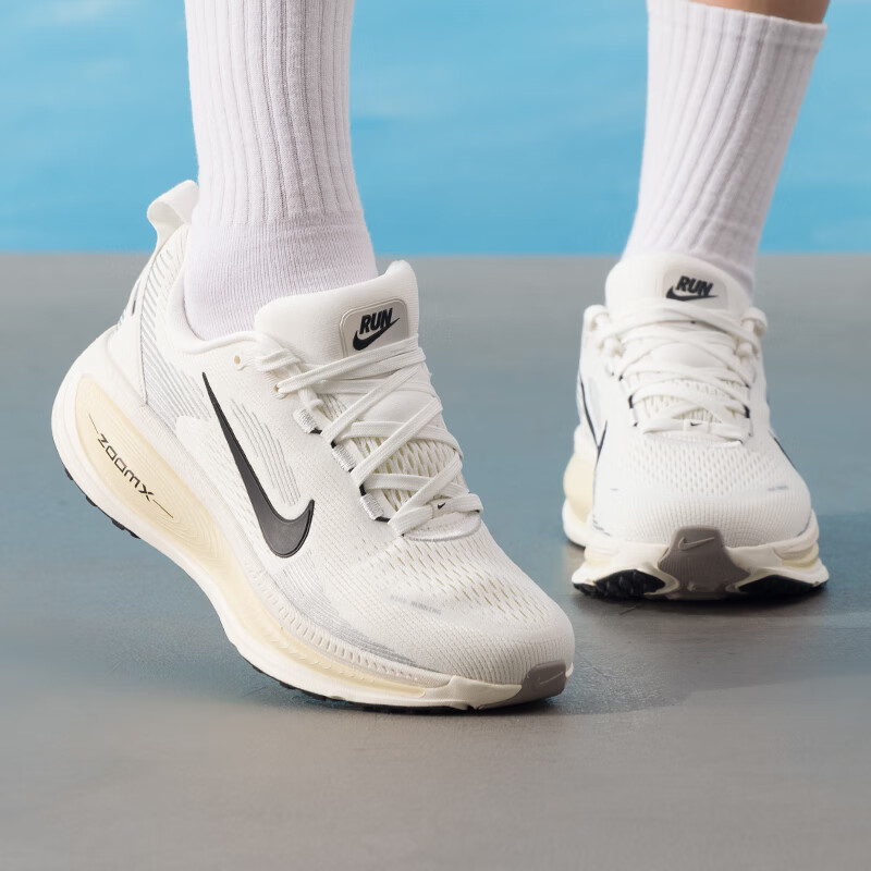 耐克(NIKE)女鞋新款健身训练锻炼缓震透气耐磨运动鞋跑步鞋HM6804-101 ZP