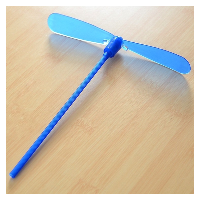 一发光夜光竹蜻蜓儿童玩具螺旋手搓飞天玩具