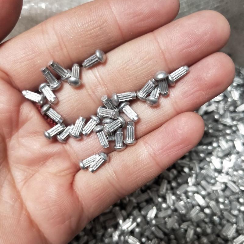 铝m241000个厂家直销紫铜铝铁标牌铆钉滚花铆钉铭牌实心铆钉2mm3mm