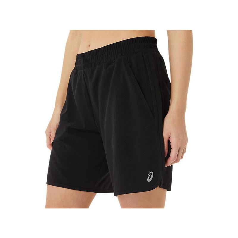 亚瑟士(ASICS)女士运动短裤轻便透气跑步压缩内衬反光条高清大图