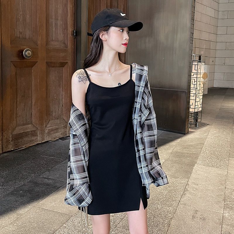 黑色吊带连衣裙女夏开叉修身显瘦外穿收腰短裙内搭打底吊带小黑裙 黑色[普通版肩带不可调节] S 90斤以下