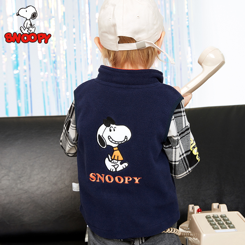 SNOOPY儿童摇粒绒马甲印花插兜开衫防风保暖胶章绒背心SHY20S387