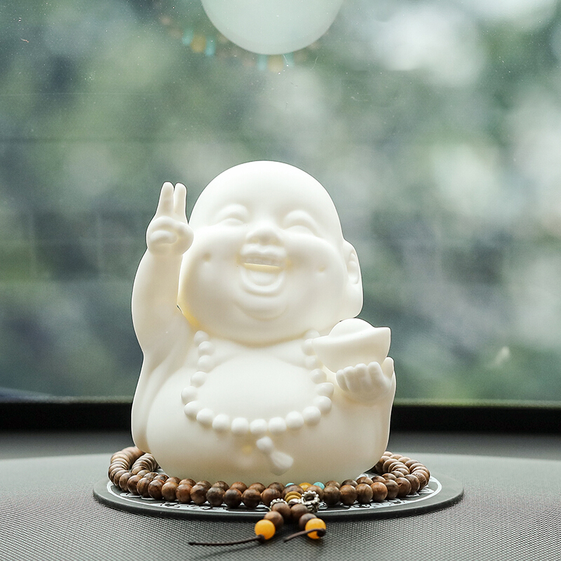 可爱车内装饰汽车摆件保平安车载陶瓷弥勒佛佛像车用品饰品