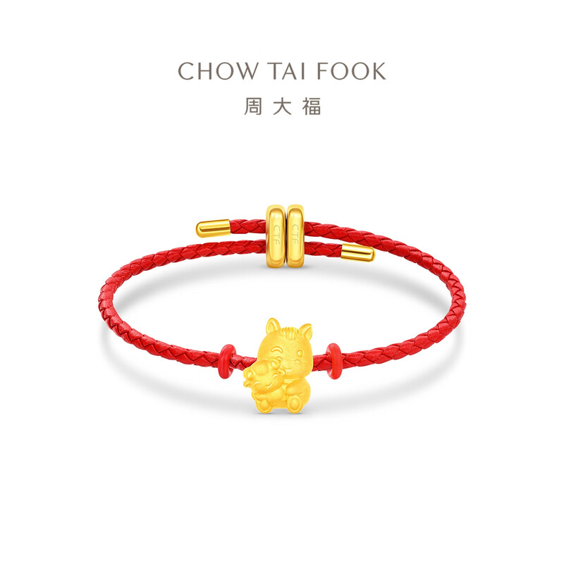 周大福马年生肖系列马抱羊足金黄金转运珠吊坠本命年EOR1562高清大图