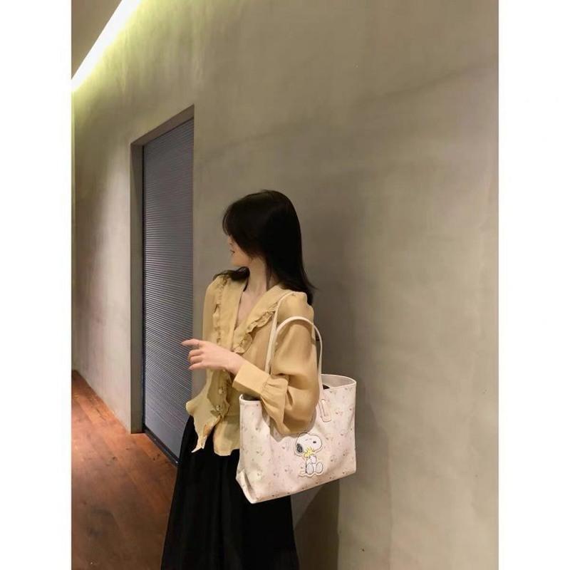 南风史努比联名款 单肩托特包包女夏季2021新款潮手提大包大容量 单独大包(收藏宝贝关注店铺优先发货)