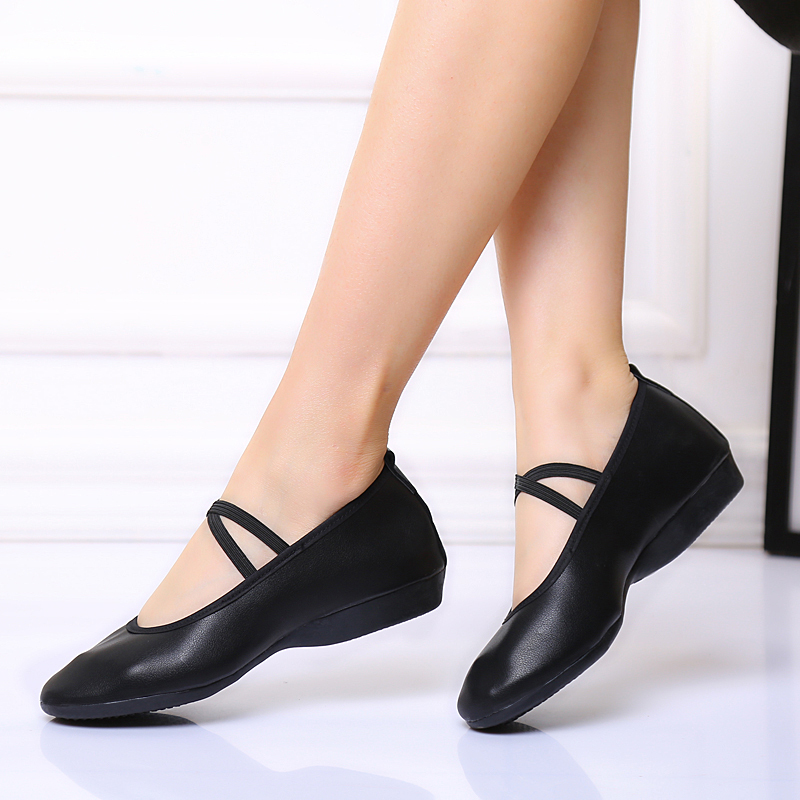 迈凯恩品牌舞蹈鞋女式成人软底中跟高跟真皮跳舞鞋红色四季广场舞透气