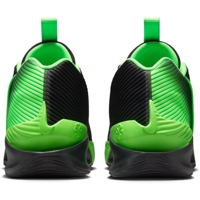 Nike耐克男士篮球运动休闲鞋创新设计支撑舒适感高清大图