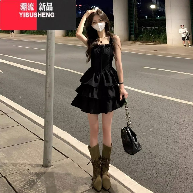 YIBUSHENG2024新款法式黑色吊带连衣裙子女收腰小个子显瘦气质公主蓬蓬裙