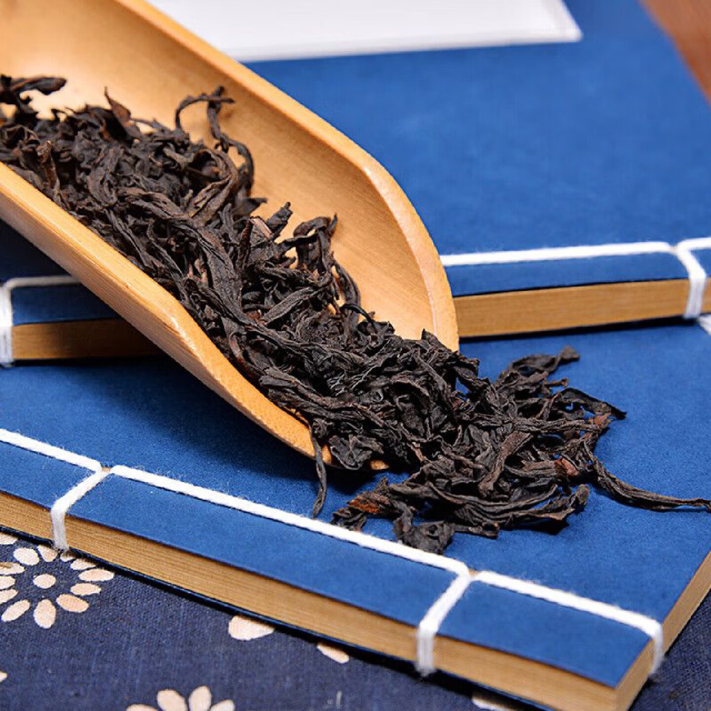 忆江南 乌龙茶茶叶礼盒装节日送礼送 200g大红袍礼盒高清大图