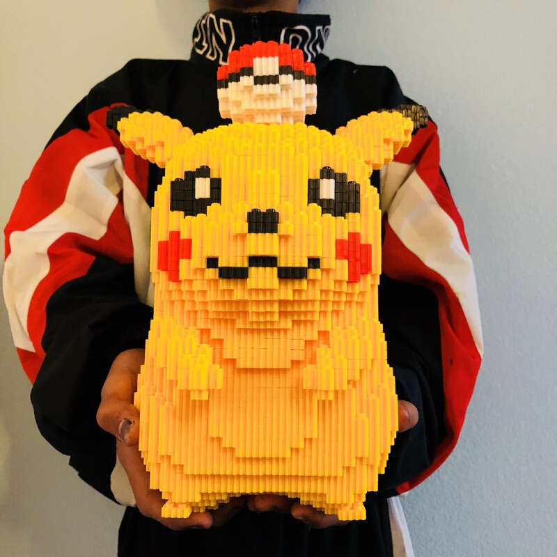 兼容乐高皮卡丘拼插组装叮当猫超大号微型钻石小颗粒积木拼装玩具