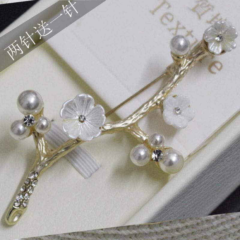 春夏小清新贝壳花胸针简约精致胸花毛衣百搭装饰小别针韩国女配饰送女朋友老婆生日礼物