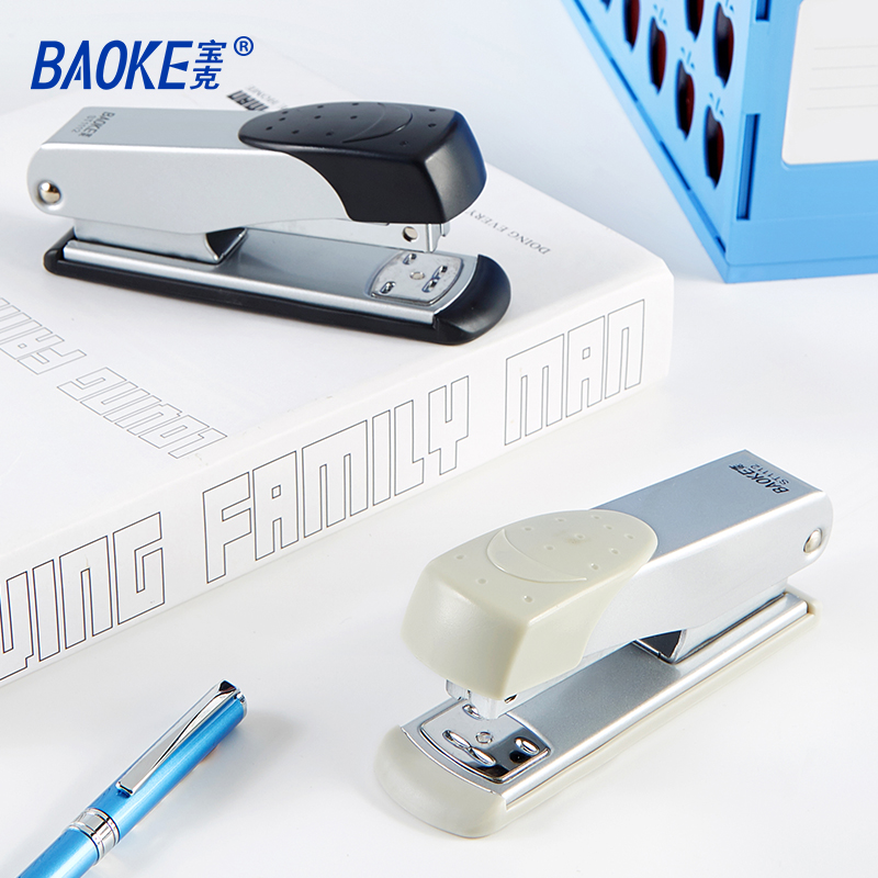 宝克(baoke)ST1112 品质耐用订书机 可订透25张80G复印纸张 办公桌面文具订书器办公用品 颜色随机高清大图