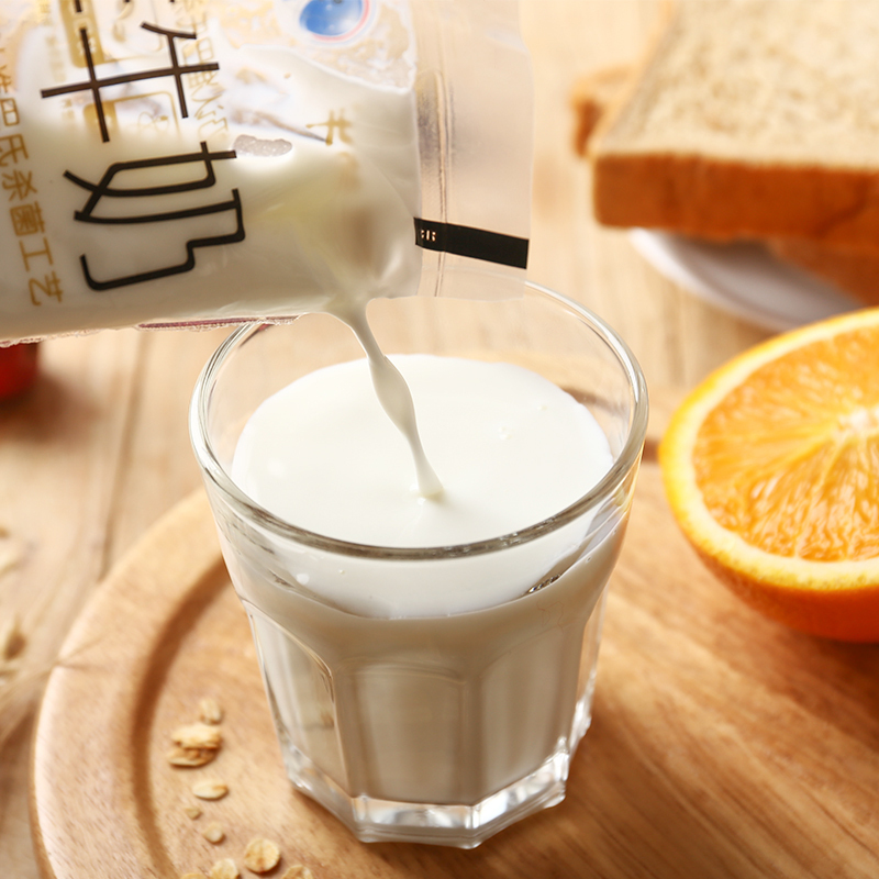 蒙牛巴氏鲜牛奶网红小白袋纯牛奶纯奶早餐奶180ml12袋整箱装