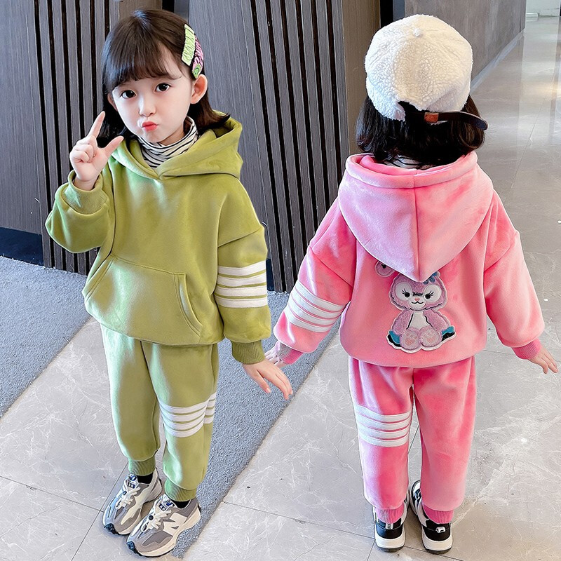 新款儿童洋气冬装女宝宝时髦网红两件套潮小孩秋冬季衣服2岁3岁4岁5岁