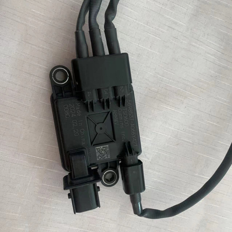 四头温度传感器 5698537 A066Y427 适用东风康明斯国六发动机