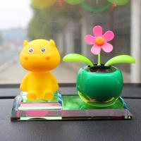 宁百辰新款汽车香水创意牛牛汽车内饰水晶摆件 太阳能花车载香水