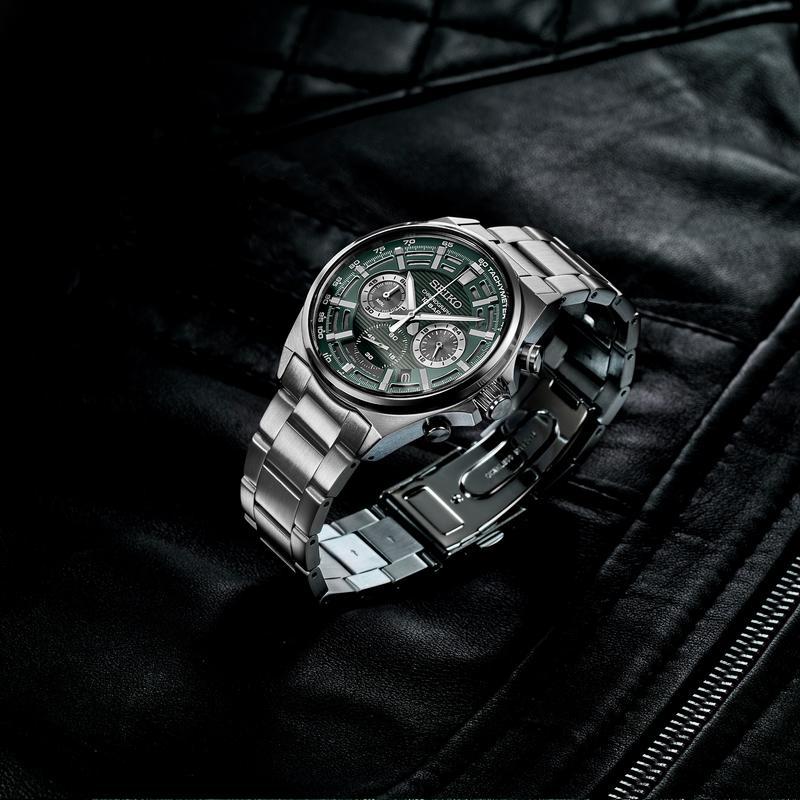 SEIKO/精工 Essentials系列男士手表 时尚百搭三眼计时日历绿盘钢石英防水腕表
