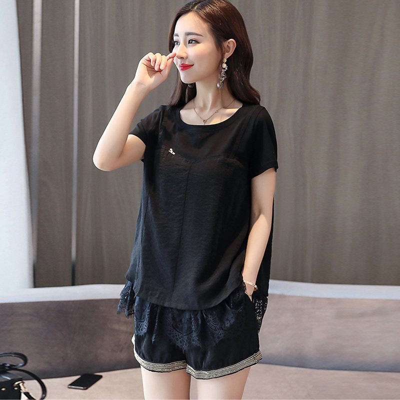 女士夏天新品蕾丝花边宽松显瘦短裤两件套潮洋气时髦短装套装女