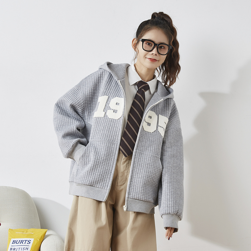 [5折价159.9元]唐狮年新款女装外套女春秋短款华夫格学院风连帽上衣休