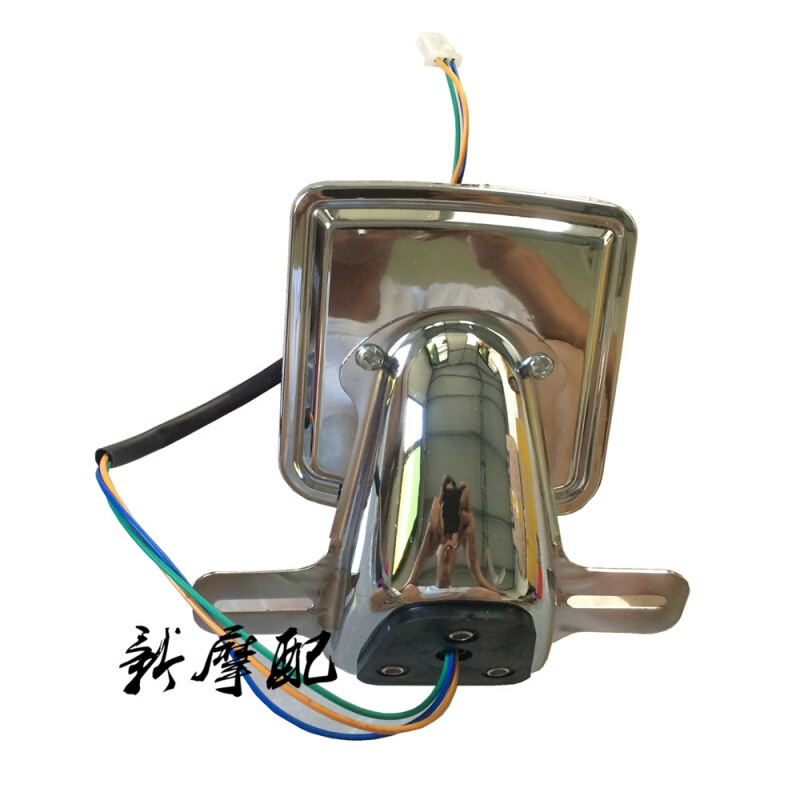 适用适用于摩托车铃木太子后尾灯gn125hj1258尾灯小太子刹车灯一只