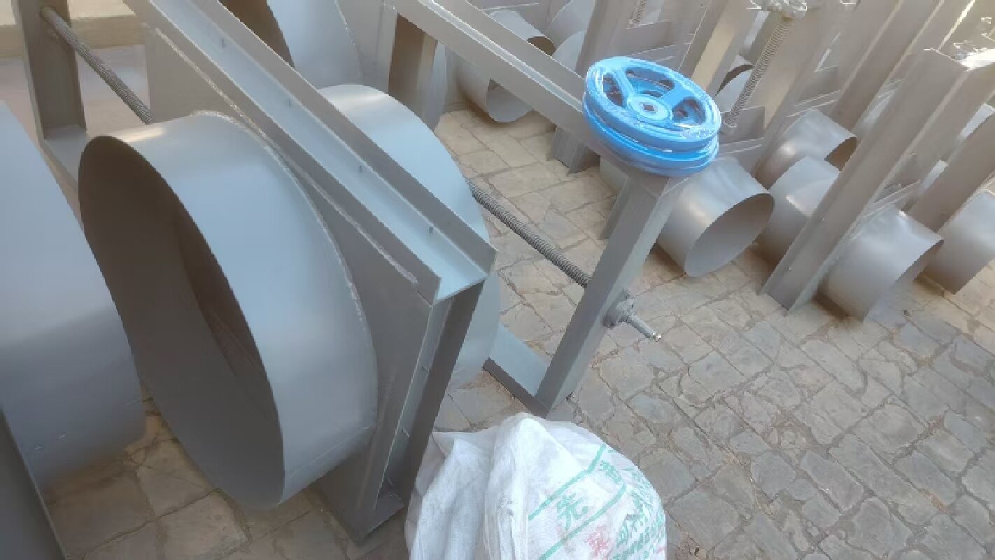 带闸阀排水管高清大图