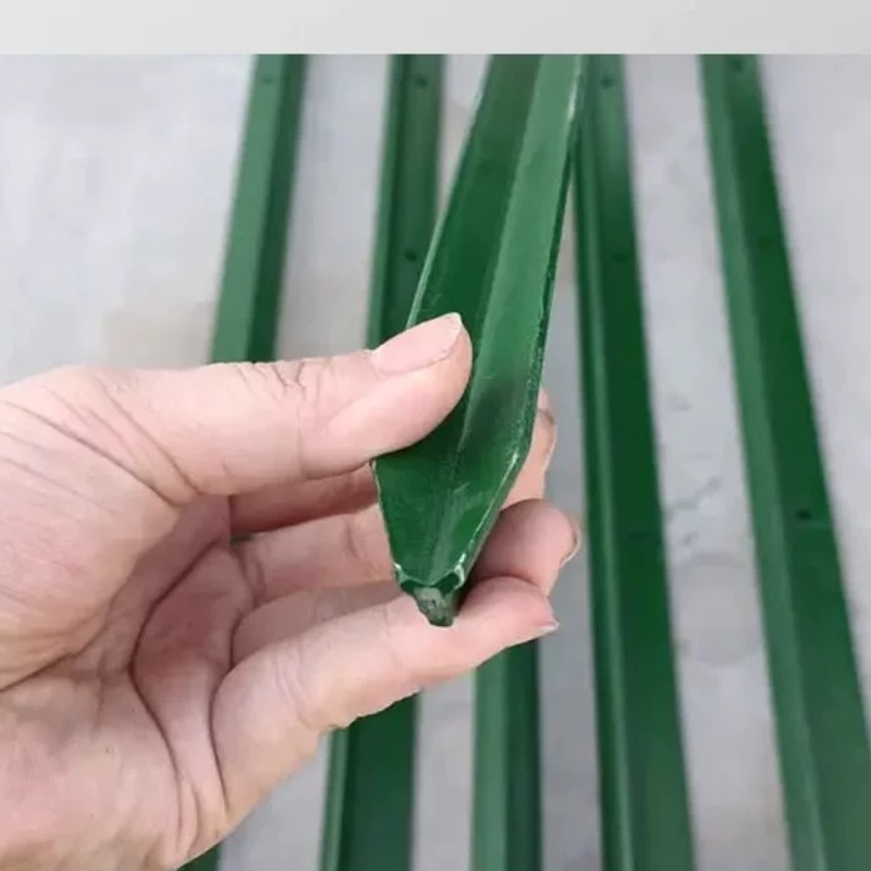 诚智旺 三角铁实芯立柱 高2.3m/根高清大图