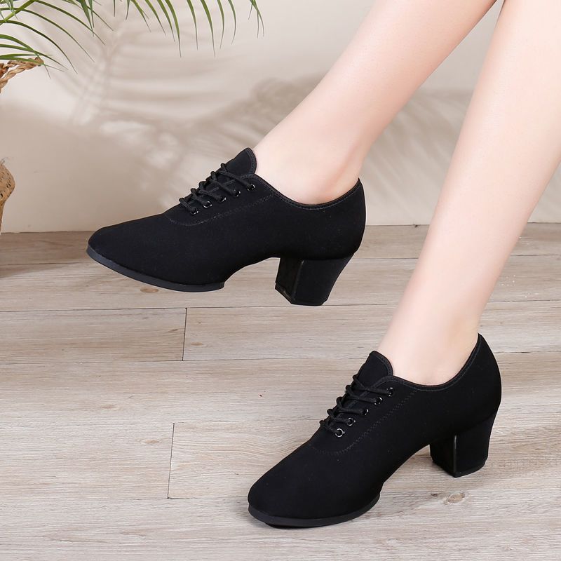 拉丁舞鞋成年女士中跟教师鞋软底交谊广场跳舞鞋牛津布舞蹈鞋