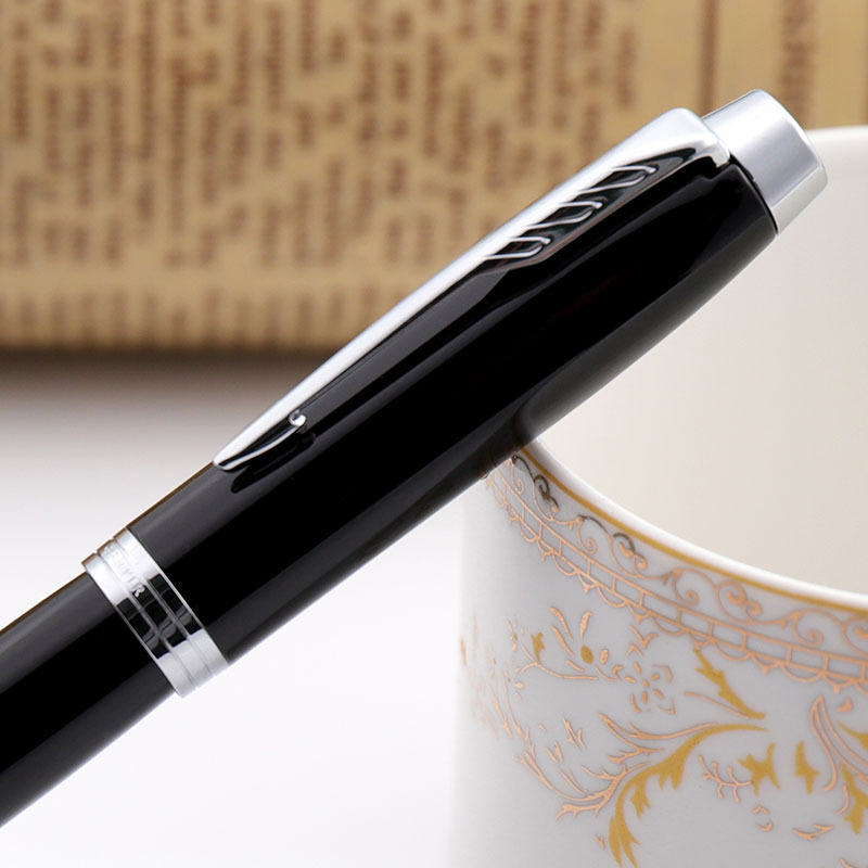 派克PARKER 钢笔 IM纯黑丽雅白夹墨水笔 学生商务办公文具用品 可吸墨可替换墨囊 书写0.5mm金属不锈钢F笔尖