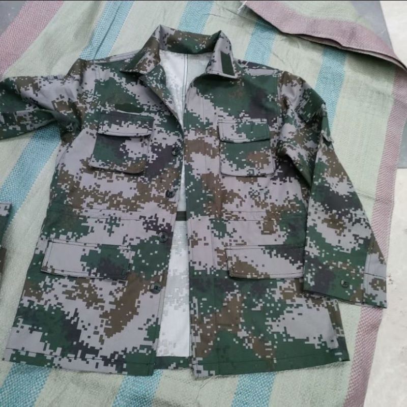 鋆珑 可定制迷彩服套装 长袖 套高清大图
