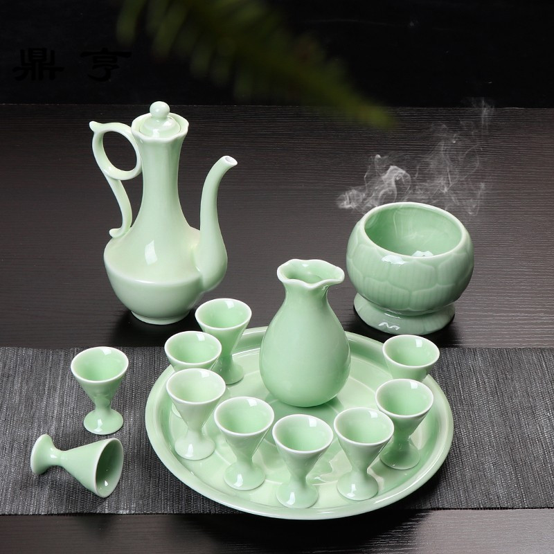 鼎亨家用酒壶醒酒器白酒杯高脚陶瓷酒具仿古酒壶1斤龙泉青瓷酒具