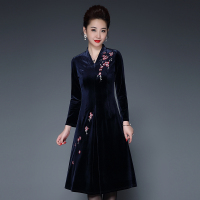 2018秋冬装新款气质女装丝绒绣花婚宴礼服妈妈装长袖连衣裙春秋