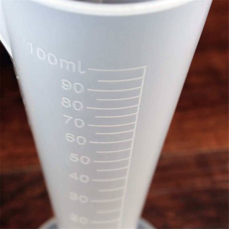 100ml毫升塑料量杯 30个