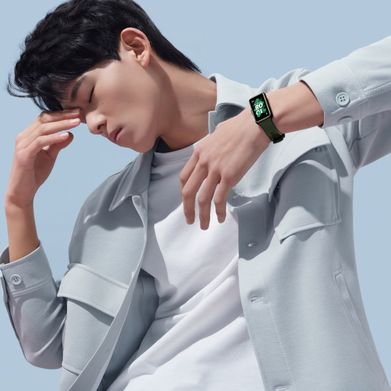 华为/HUAWEI 手环7 NFC版 原野绿 智能手环 运动手环 支持NFC功能 血氧自动检测 9.99毫米轻薄设计 两周长续航 96种运动模式