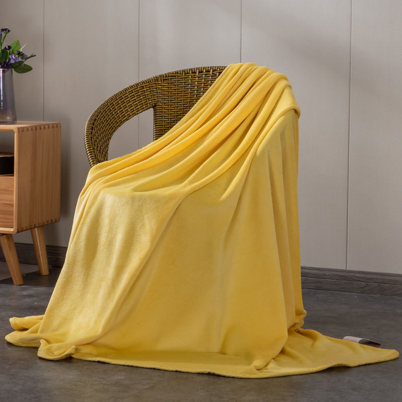 珊瑚绒毛毯薄款法兰绒盖被小毯子夏季薄款午睡毯子办公室午休 黄色 200*230CM升级包边款