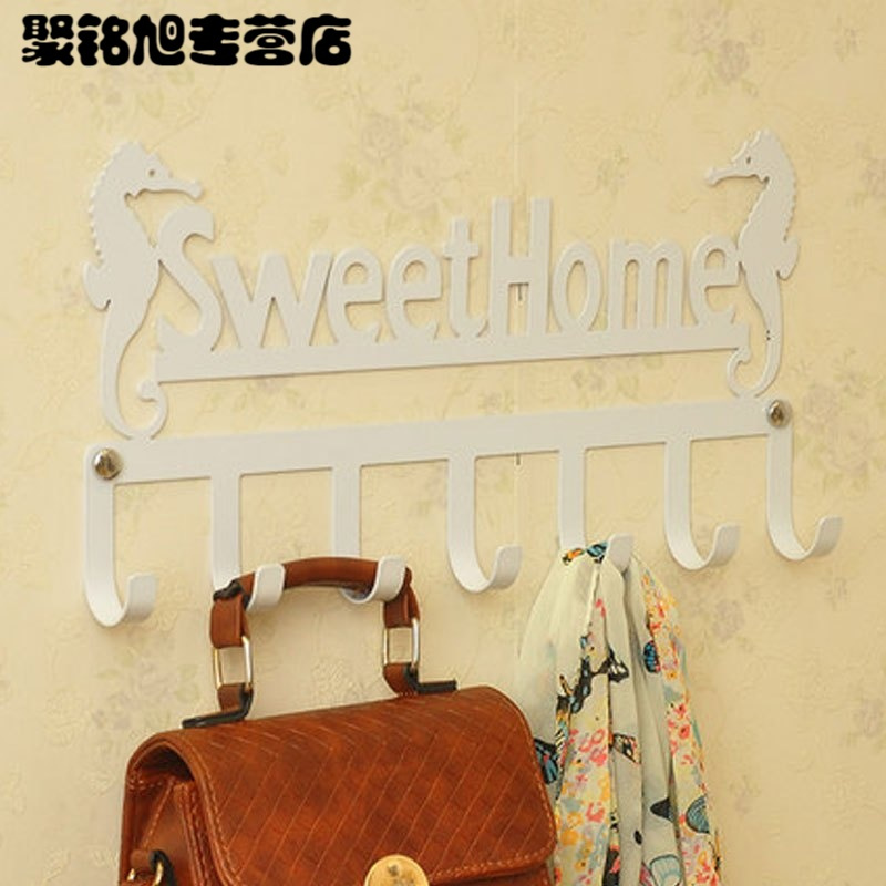 时尚创意生活用品挂钩多色多款厨房浴室挂钩挂衣服铁艺后挂钩无痕粘钩厨房强力衣架挂衣钩衣服壁挂墙面衣挂