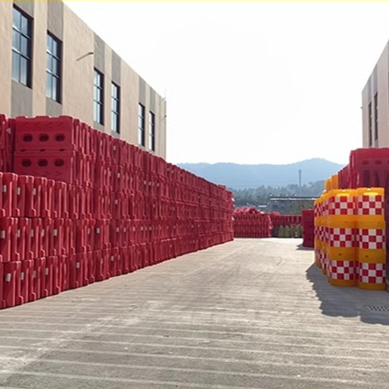 臻远ZY5072413全新料围挡道路注水交通安全隔离墩 小水马高清大图