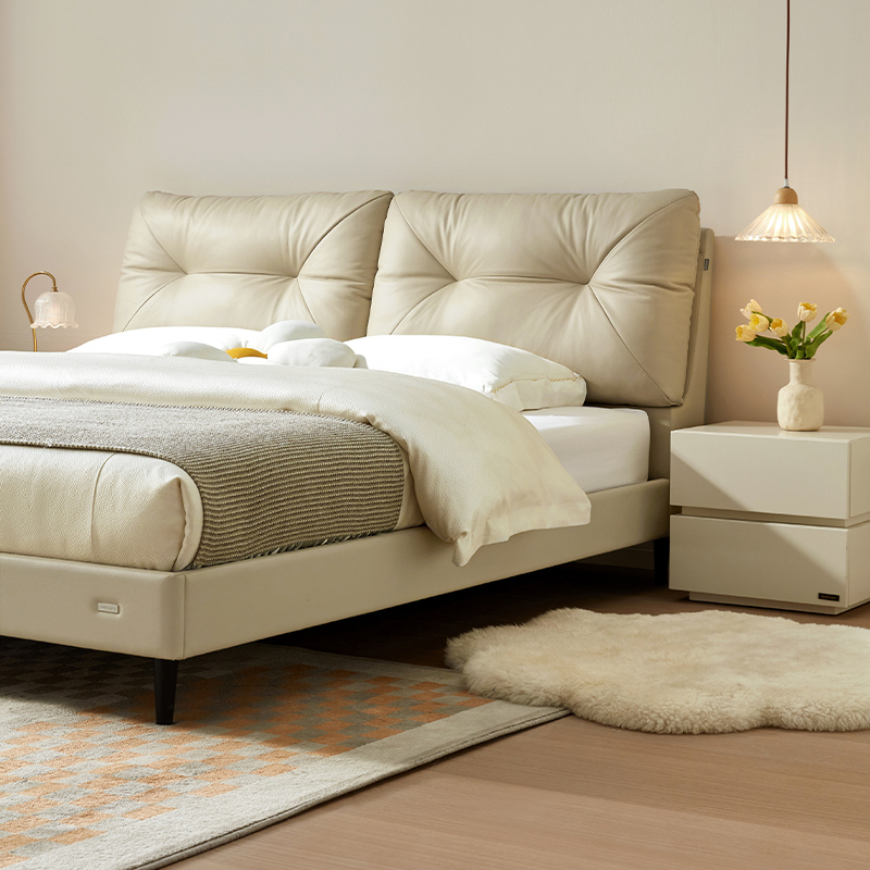 全友家居现代简约软床卧室进口头层牛皮双层叠复软靠皮艺床1.5m1.