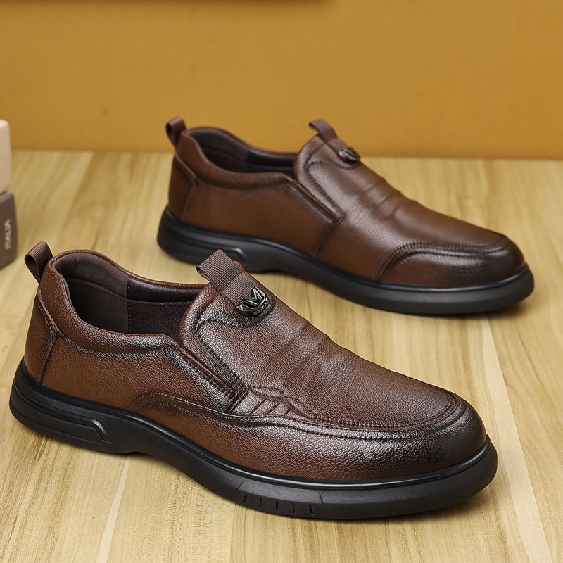 休闲皮鞋男潮2025新款软底软面中老年爸爸鞋时尚高档男鞋直销高清大图