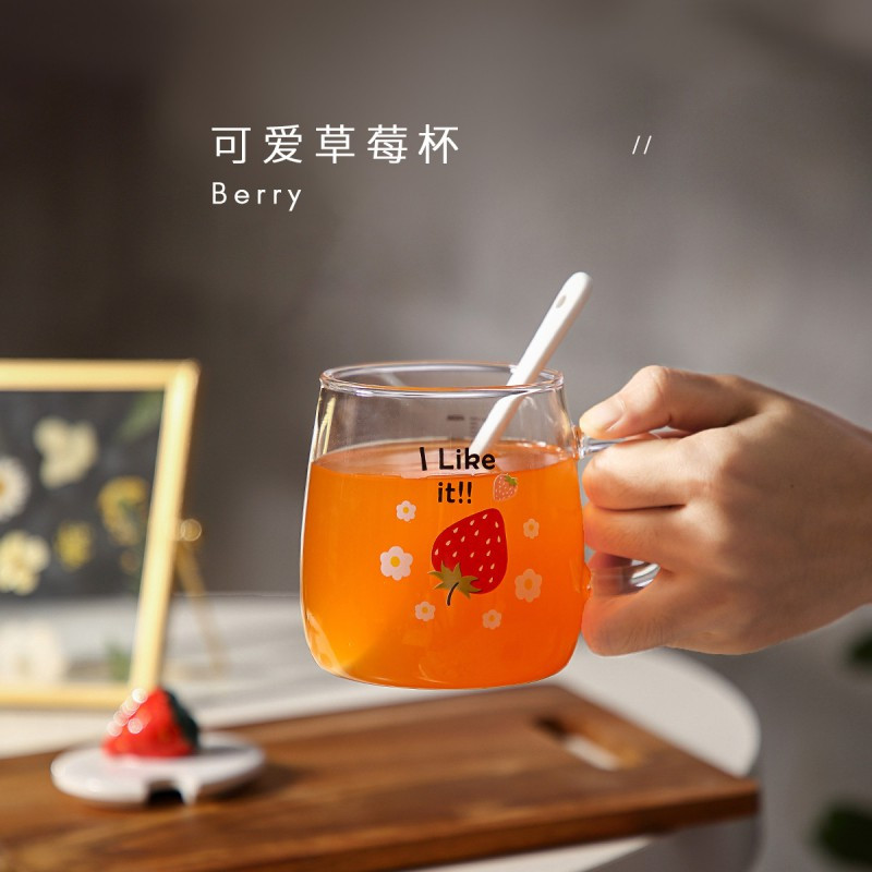 贝瑟斯 小清新草莓耐热玻璃水杯带刻度带陶瓷盖勺玻璃杯办公室女用杯子