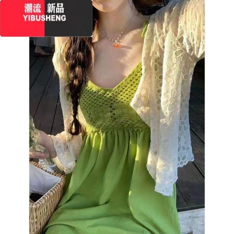 YIBUSHENG海边度假牛油果绿吊带连衣裙子女季显瘦防晒开衫小个子两件套装图片