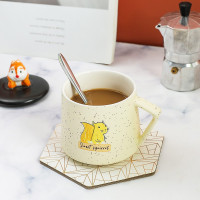贝瑟斯 创意陶瓷杯 可爱卡通马克杯 咖啡杯牛奶杯 杯子带盖带勺
