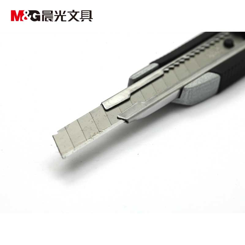 晨光锋利耐用美工刀大号 ASS91360 10个/件 银色