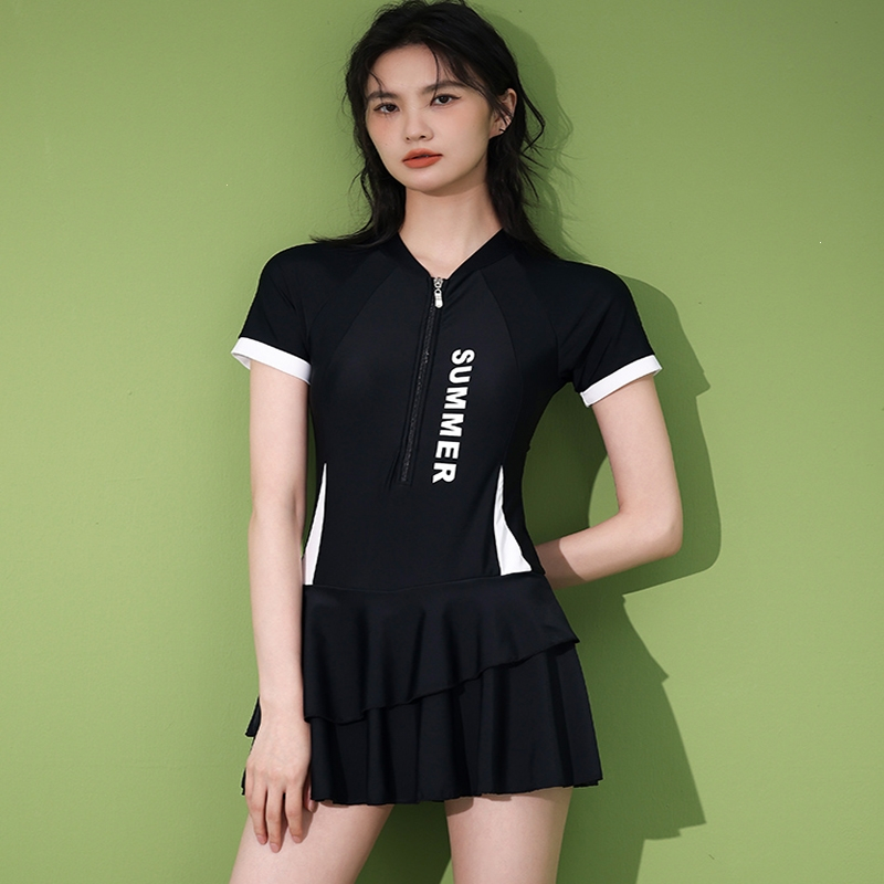 闪电客女士泳衣